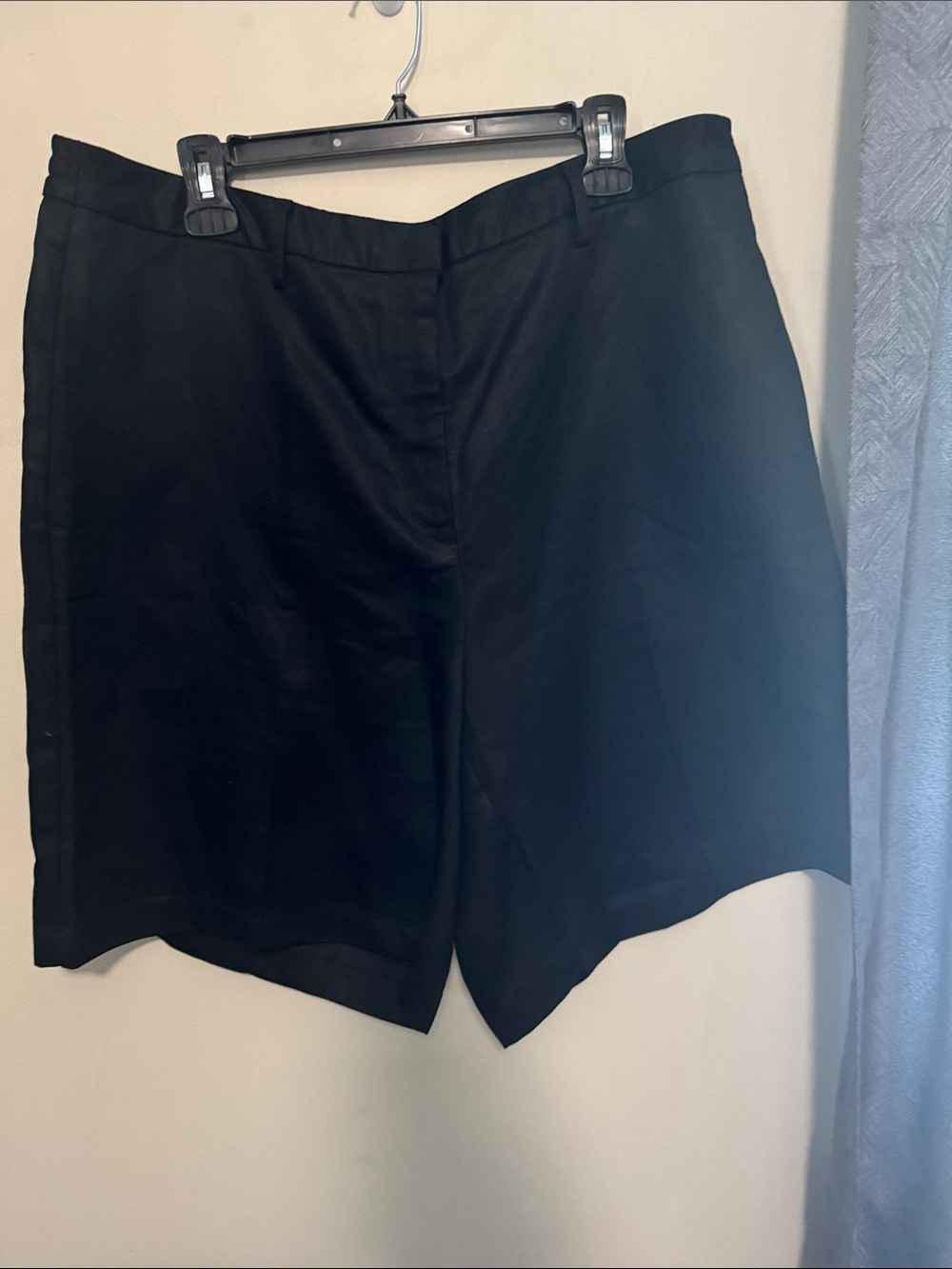Banana Republic Black Tailored Women's Bermuda Shorts